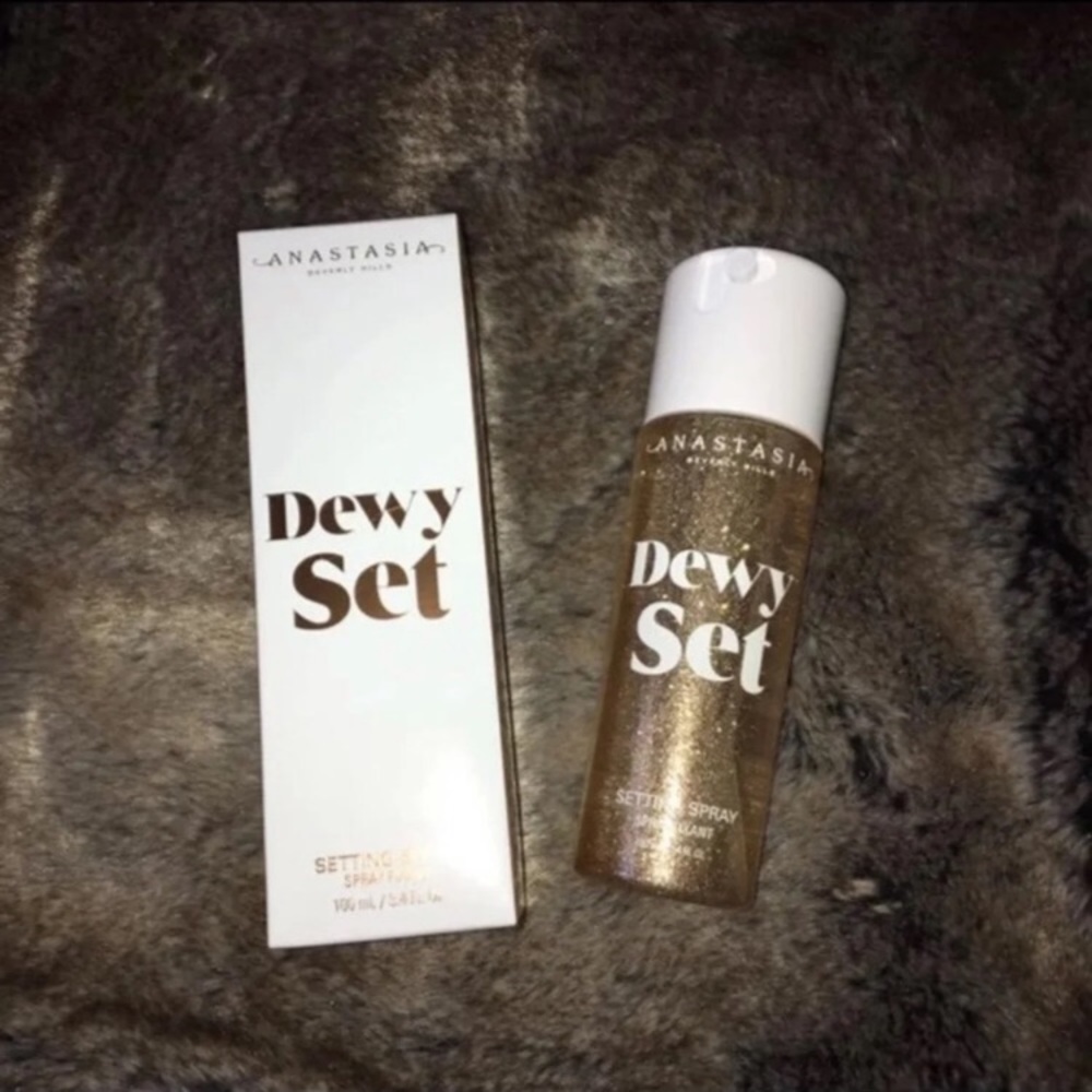 💛 BNIB ABH Dewy Set Setting Spray 💛